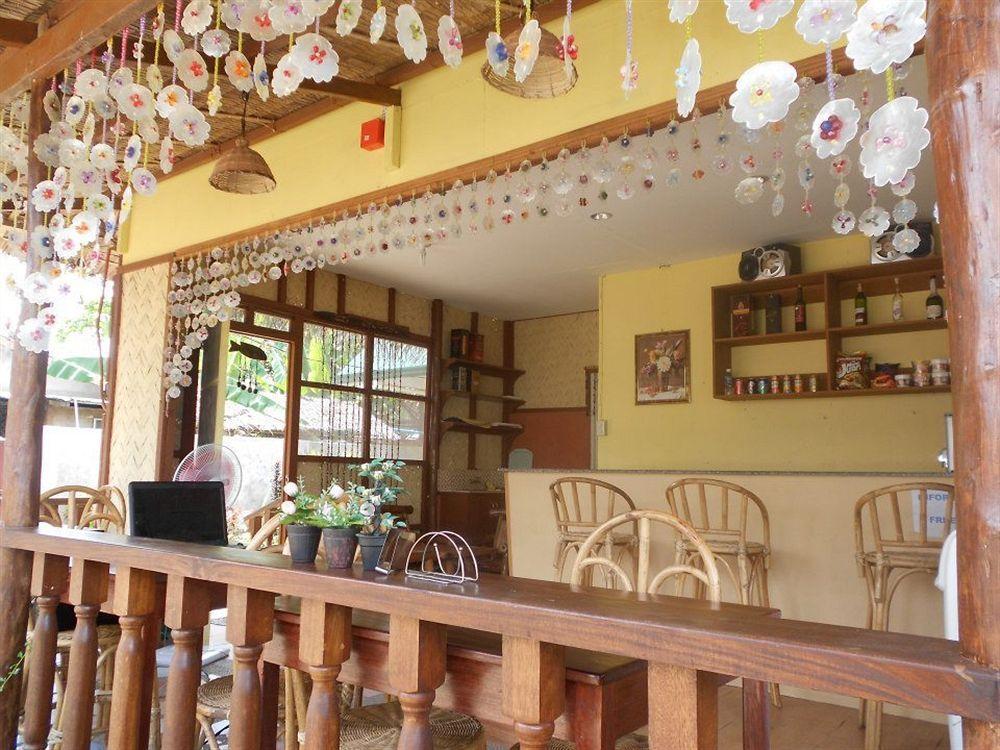Tia Mers Guest House Puerto Princesa Esterno foto